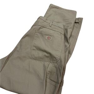 Dickies Men's Cargo Pants in Khaki/Tan